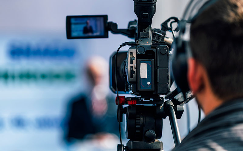 interview; journalist; news; media; microphone; reporter; tv; broadcasting; reportage; press; speech; journalist; reporter; recorder; media; television; conference; broadcast; equipment; communication; live; people; journalism; technology; event; professional; occupation; public; radio; record; medium; speak; suit; voice; report; sound; holding; talk; politics; icon; politician; audio; camcorder; recording; meeting; mic; businessman; recorder; press conference; speech; electronic; unrecognizable people; color image; news; camera; information; professional occupation; press; conference; hand; sound recording; cameraman; politic; audio; discussion; reportage; comment; digital